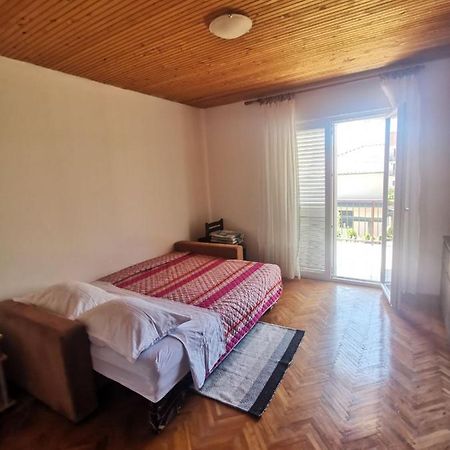 Emily Apartment Биоград на Мору Екстериор снимка