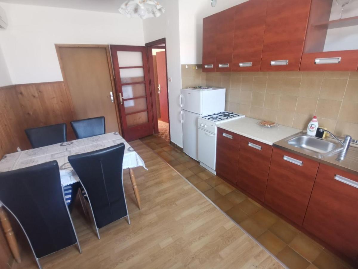 Emily Apartment Биоград на Мору Екстериор снимка