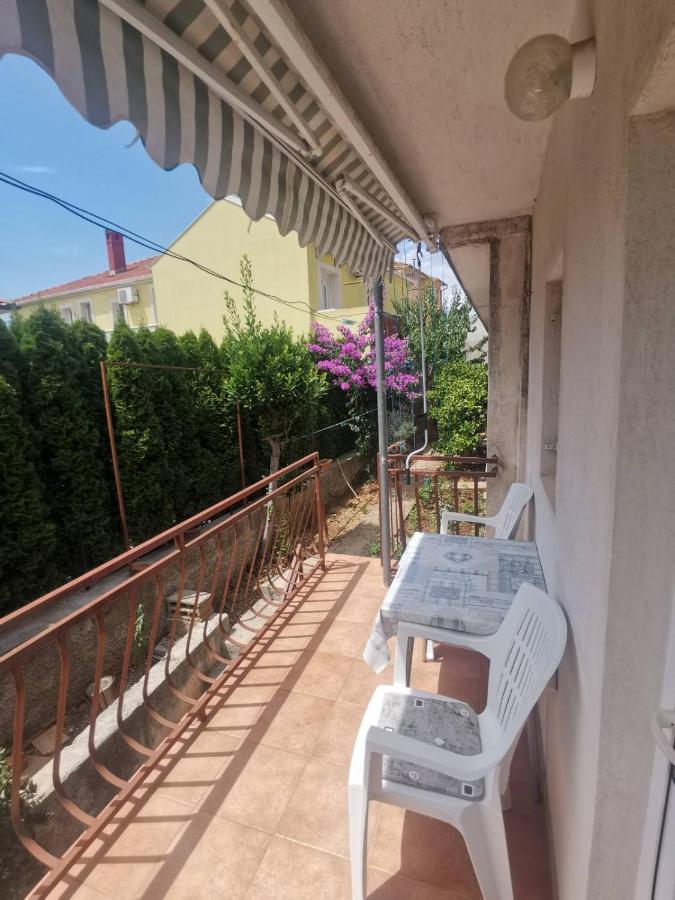 Emily Apartment Биоград на Мору Екстериор снимка