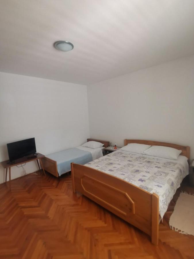 Emily Apartment Биоград на Мору Екстериор снимка